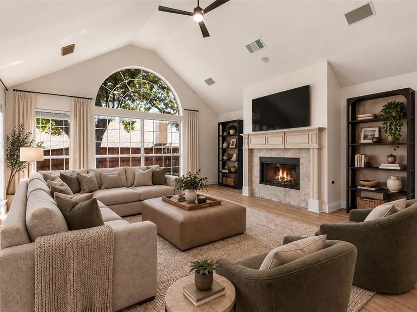 8200  Watson Road , Lantana Texas 76226