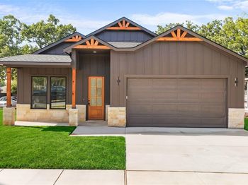 4918  Sunshine Drive 