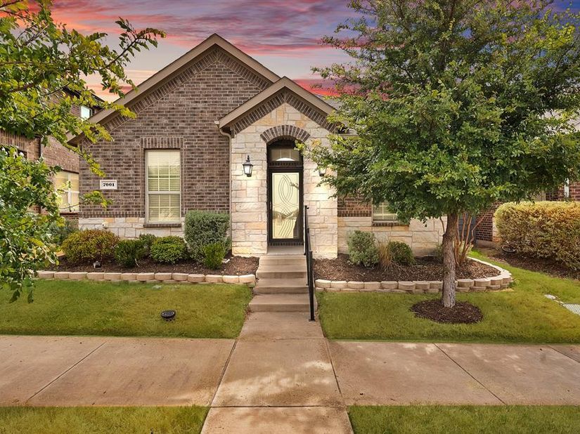 7001  Dandelion Drive , Little Elm Texas 76227