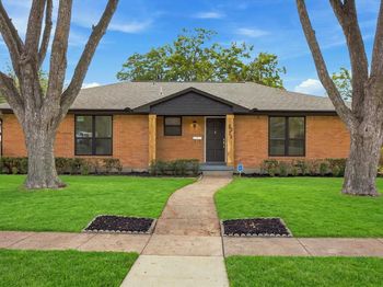5826  Enchanted Lane 