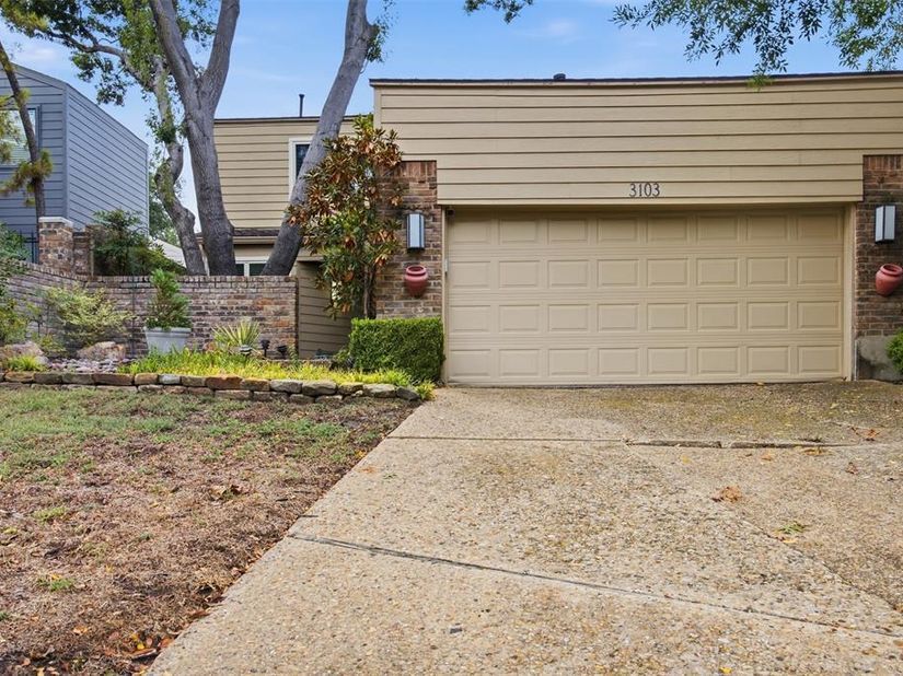 3103  Kristin Court , Garland Texas 75044
