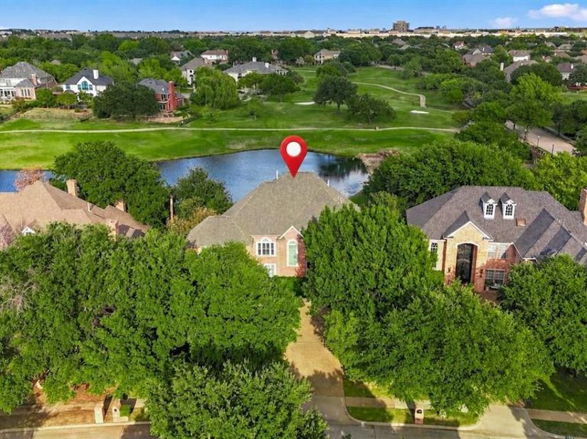 2122  Clearspring Drive N, Irving Texas 75063