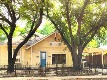 516 & 518 S Glasgow Drive 