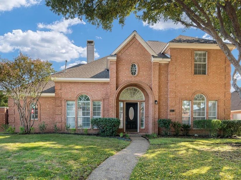 9612 E Oaks Lane , Irving Texas 75063
