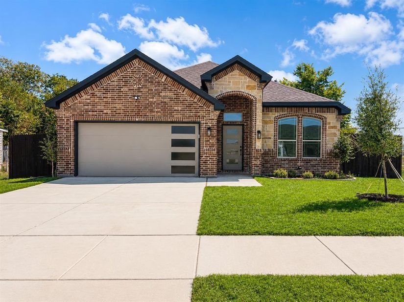 5408  David Strickland Road , Fort Worth Texas 76119