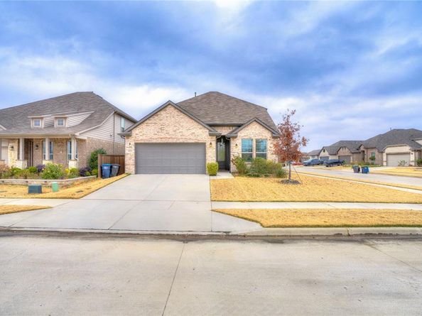 4829  Porque Court , Fort Worth Texas 76244