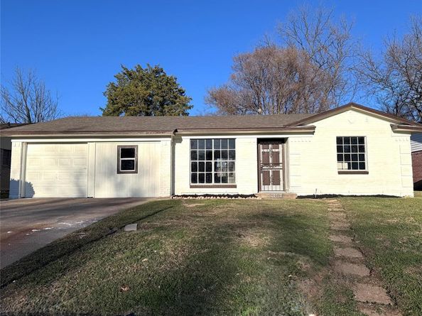 6208  Harmony Lane , Dallas Texas 75241