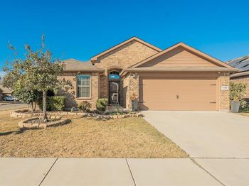 1124  Forest Glen Drive 