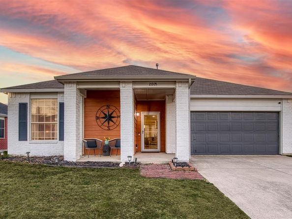 2805  Whetstone Drive , Corinth Texas 76210