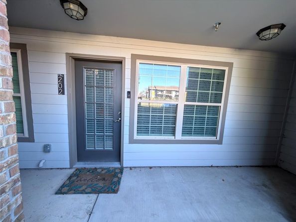 6108  Abrams Road  202, Dallas Texas 75231