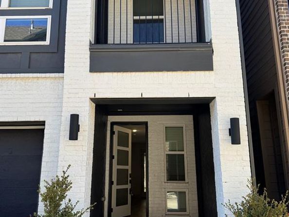 2511  Carolwood Lane , Dallas Texas 75212