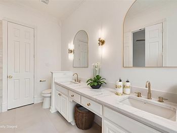 537  Lochngreen Trail 