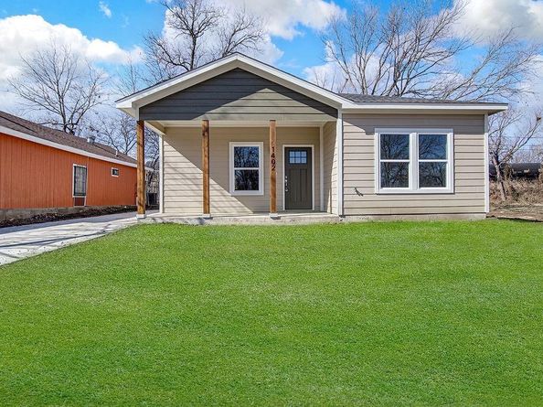 1402  Arizona Avenue , Fort Worth Texas 76104