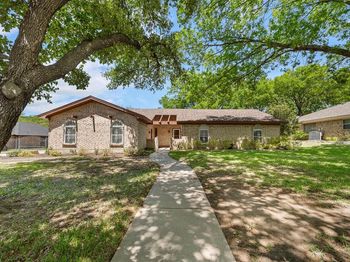 104 W Oak Valley Drive 