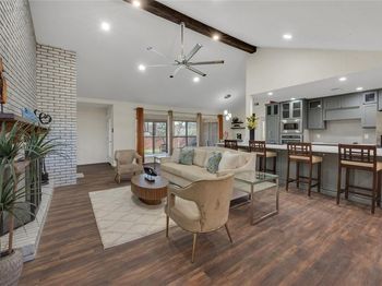 224  Plainview Drive 