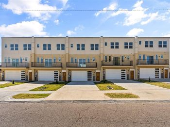 3607  Portland Street 