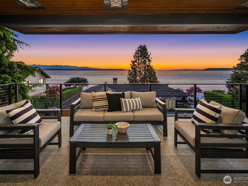 17626 Talbot Road, Edmonds WA 98026