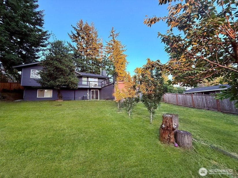2000 NE 27th Street, Renton WA 98056