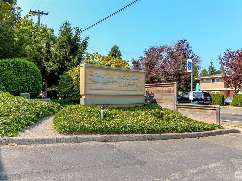 4820 200th Street SW B101, Lynnwood WA 98036