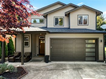 4404 Forest Drive