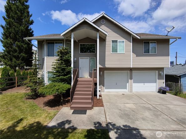 1709 Silver Lake Road, Everett WA 98208