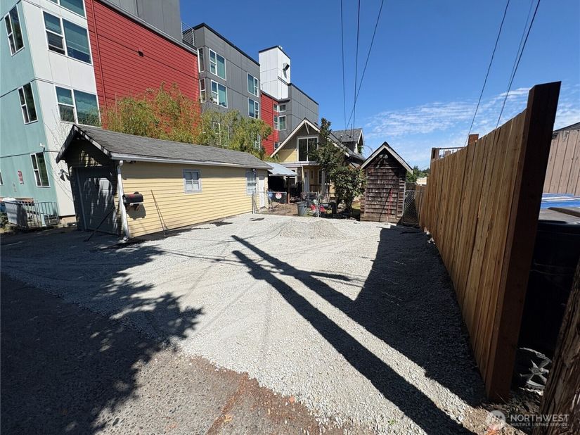 139 NW 85th Street, Seattle WA 98117