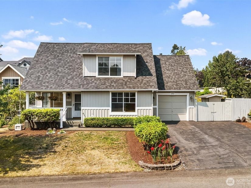 10914 SE 169th Place, Renton WA 98055