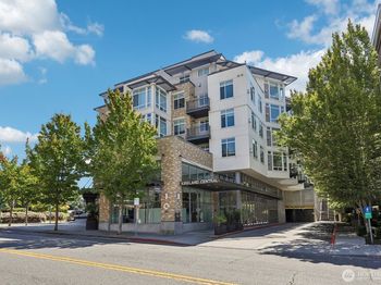 211 Kirkland Avenue