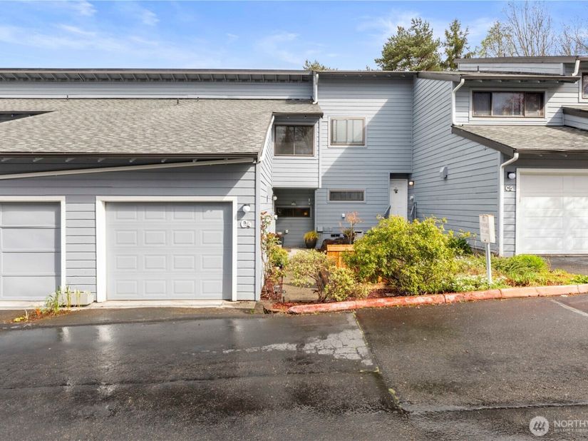 21634 14th Avenue S C4, Des Moines WA 98198