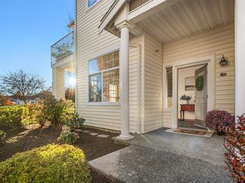 1855 Trossachs Boulevard SE