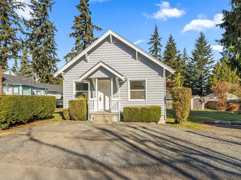 2427 Monroe Avenue, Everett WA 98203