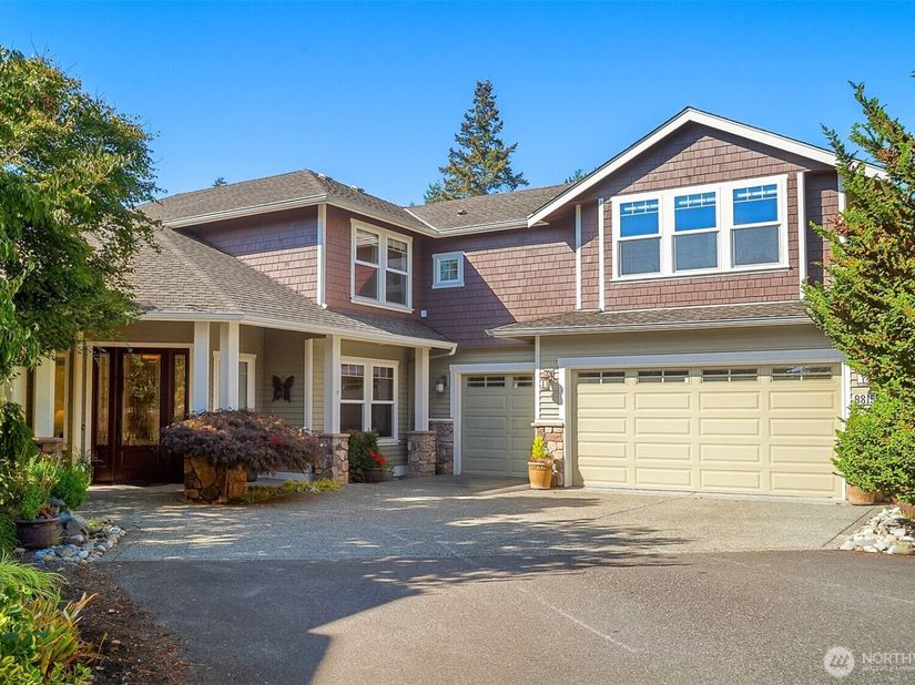 9815 224th Street SW, Edmonds WA 98020