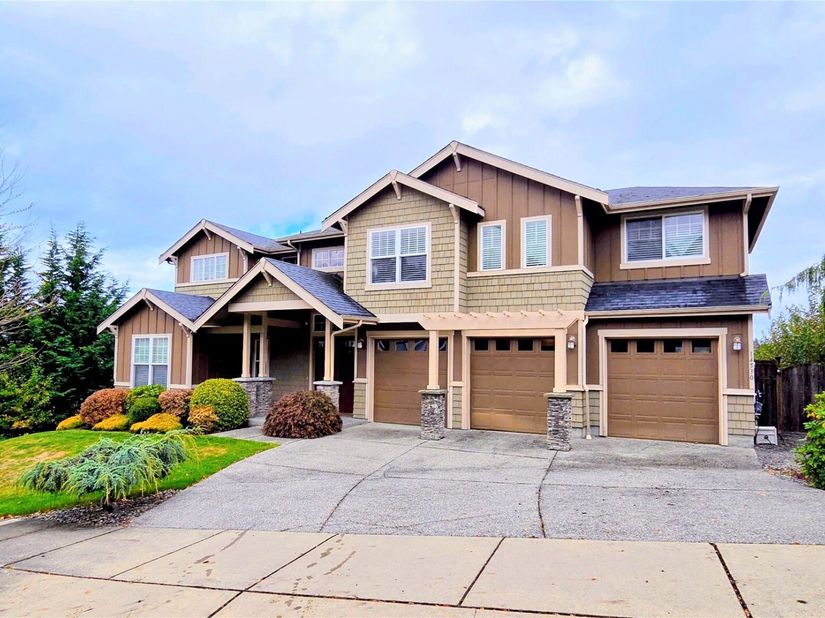14530 98th Avenue NE, Bothell WA 98011