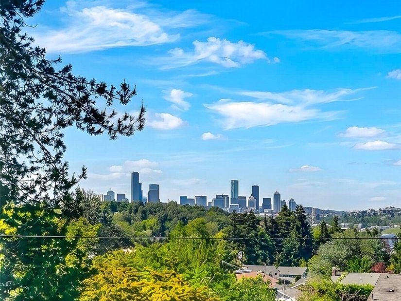 4001 31st Avenue S, Seattle WA 98108