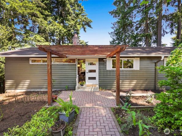 23321 75th Avenue W, Edmonds WA 98026