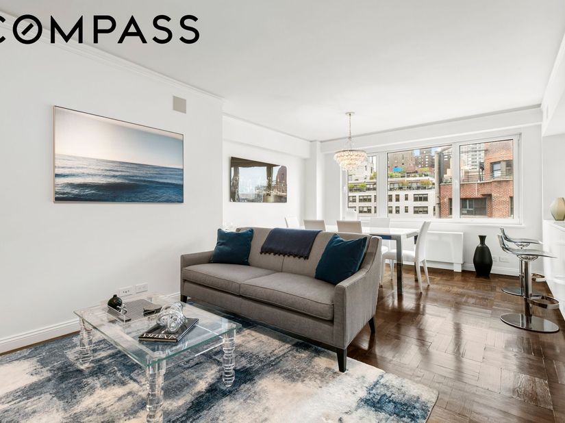 12 Beekman Place 12E, New York NY 10022