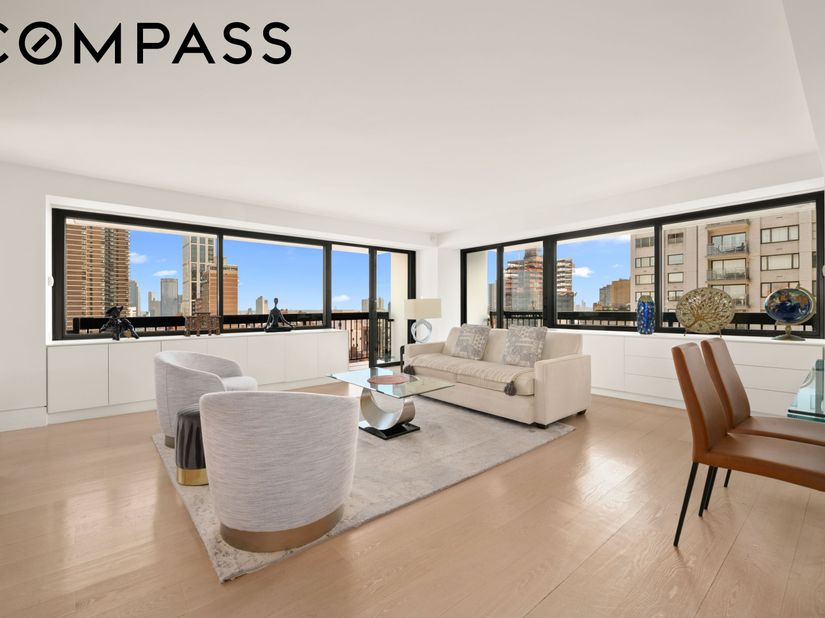 300 East 59th Street 2401, New York NY 10022