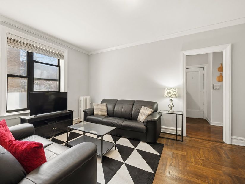 860 West 181st Street 44, New York NY 10033