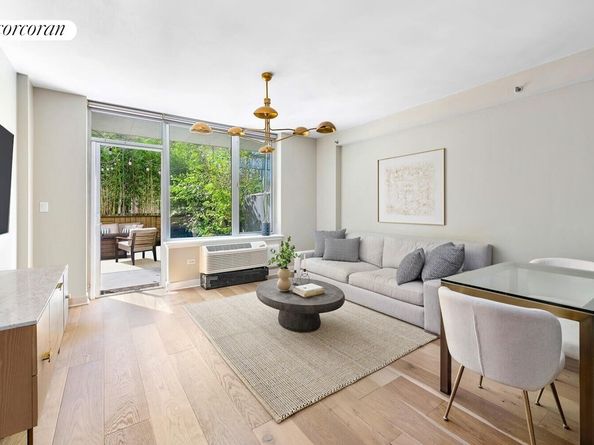 26 Broadway 204, Brooklyn NY 11249