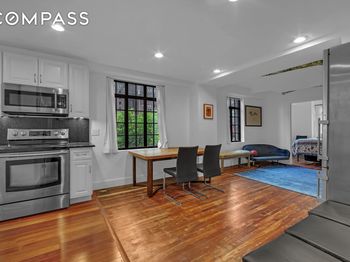 320 East 42nd Street