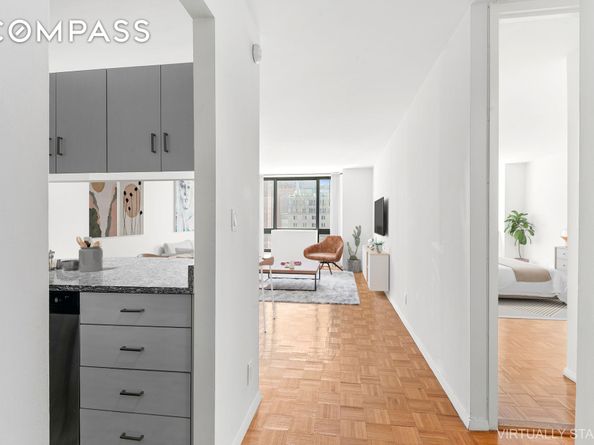1 Irving Place U10C, New York NY 10003