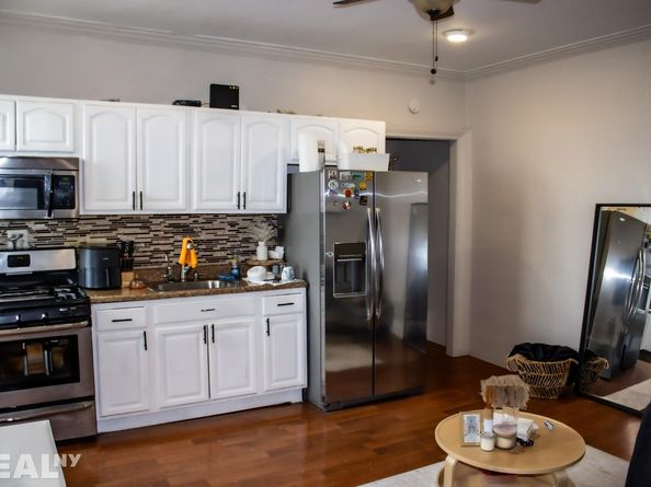 645 Barretto Street 3G, Bronx NY 10474