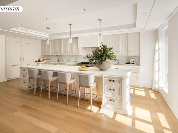 16 5th Avenue 15, New York NY 10011