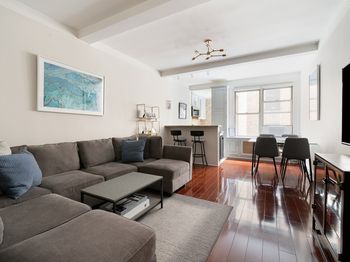 60 Gramercy Park N