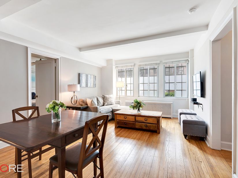 321 East 43rd Street 109, New York NY 10017