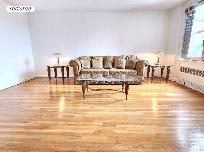1425 Thieriot Avenue 6H, Bronx NY 10460