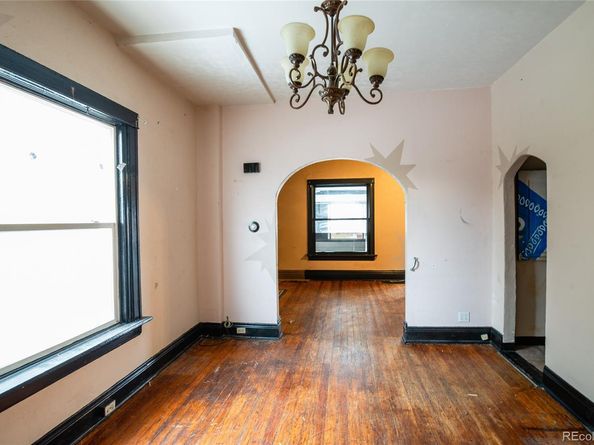 662 S Logan Street, Denver CO 80209