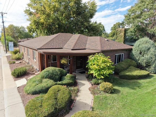 2901 Monaco Parkway, Denver CO 80207