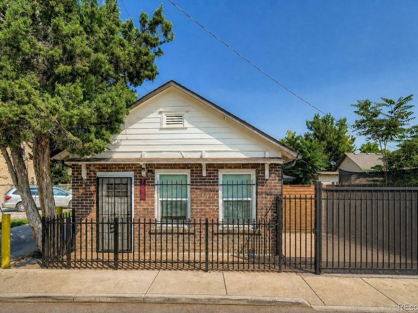 9541 E 16th Avenue, Aurora CO 80010