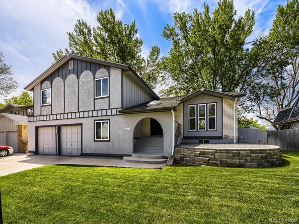 8874 W Harvard Drive, Lakewood CO 80227